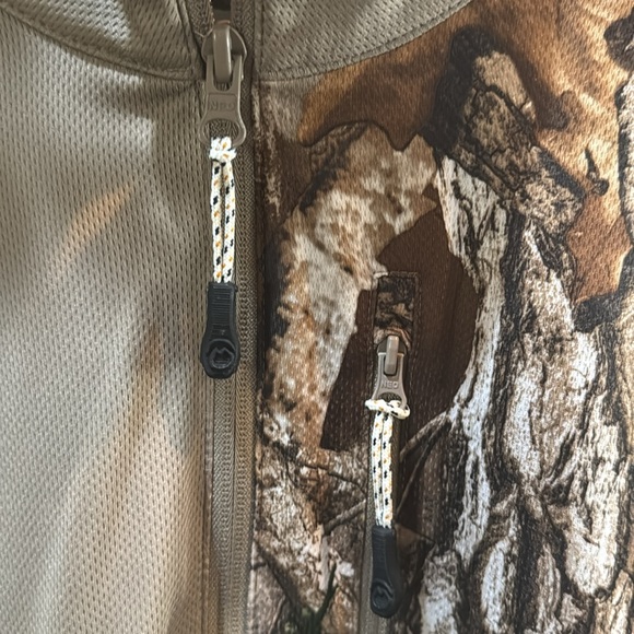 Men’s Classic Fit Magellan Outdoors Camo Sz M - Picture 3 of 7